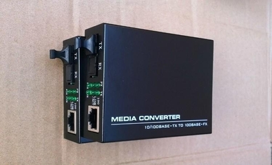 高效稳定的网络传输神器 视柯SK-100M1光纤收发器深度解析